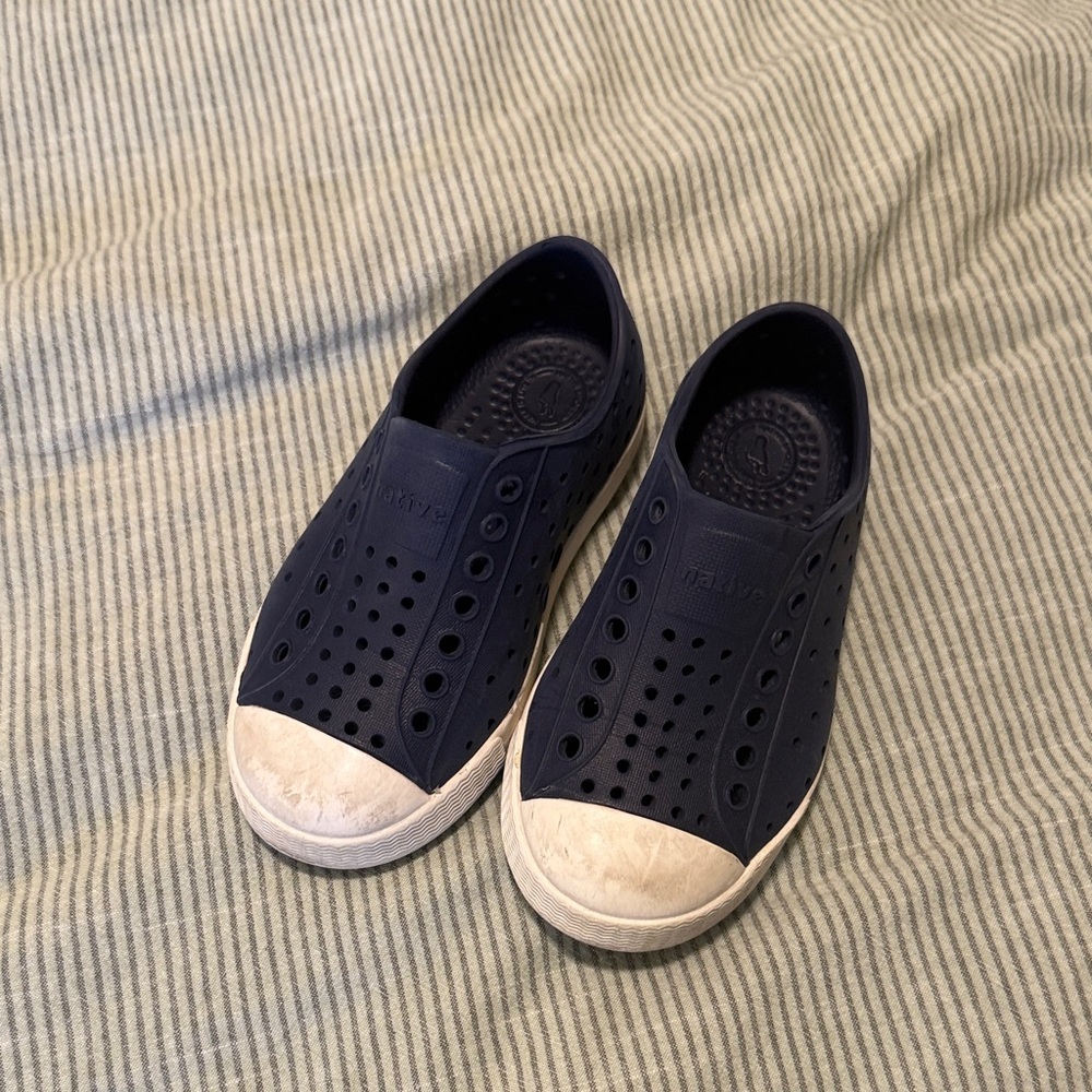 Native Kids Dark Blue Slip-On Sneakers